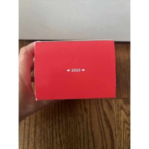 New 2015 Hallmark Hope Of The World Nativity Manger Baby Jesus Keepsake Ornament - Picture 2 of 5